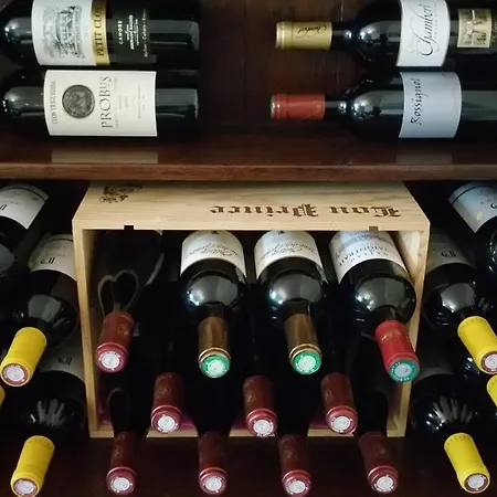 La Noyeraie Agroturismo *